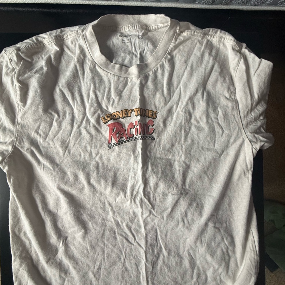 Mens S Small Boxy Fit Looney Tunes Hollister Tee